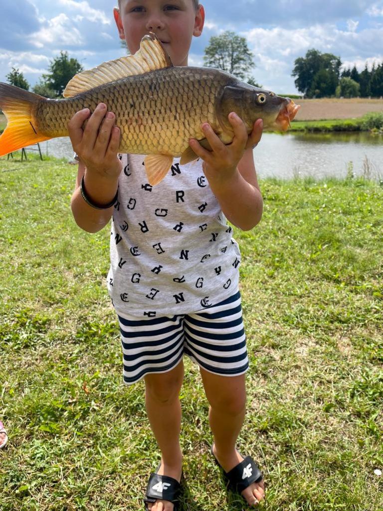 Domki Nad Malowniczym Stawem / Raj Dla Wedkarzy / Mazury Piecki  Zewnętrze zdjęcie